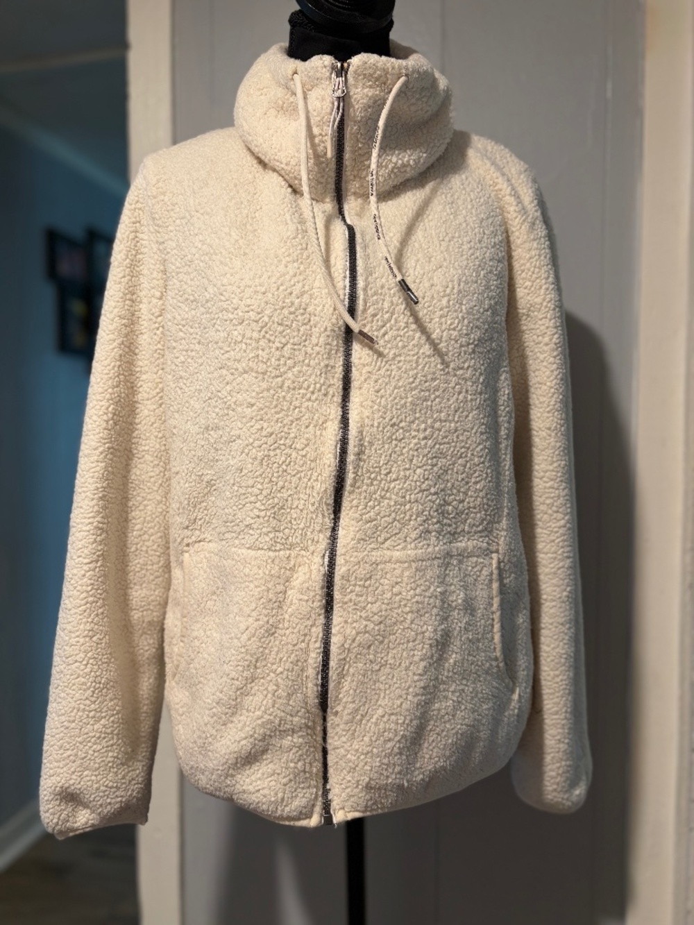 New Balance Women's Size Large